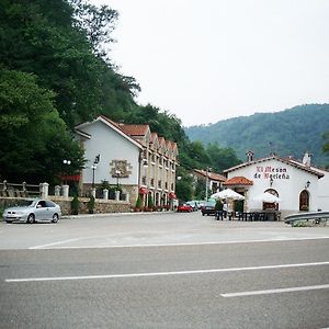 Hotel De Borleña